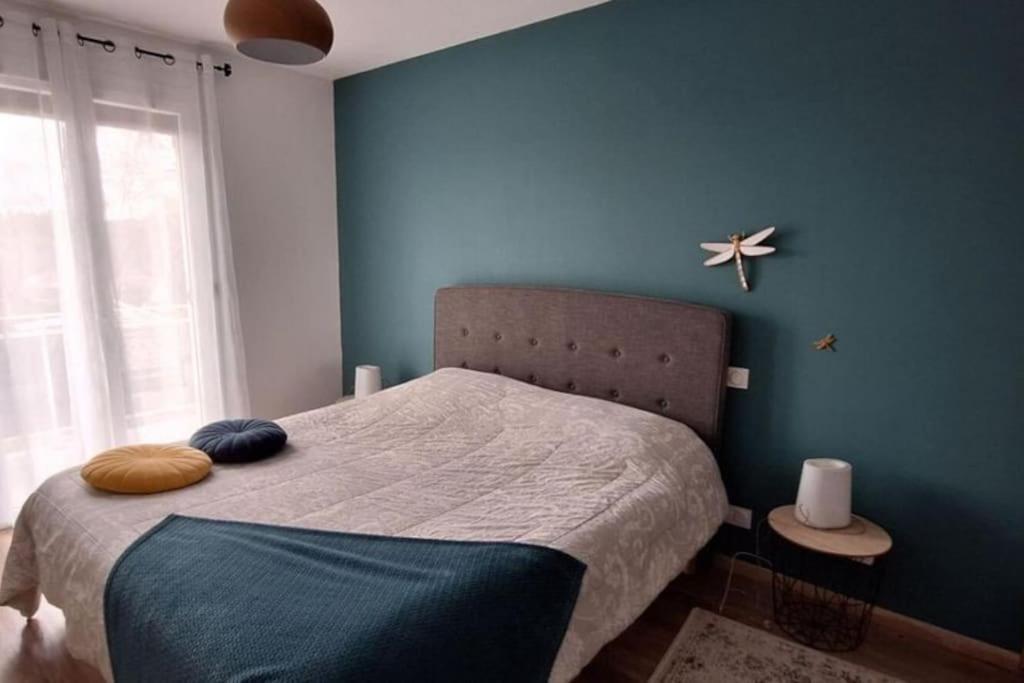 Charmante Maison De Ville Climatisee Avec Wifi Saint-Yrieix-la-Perche Esterno foto
